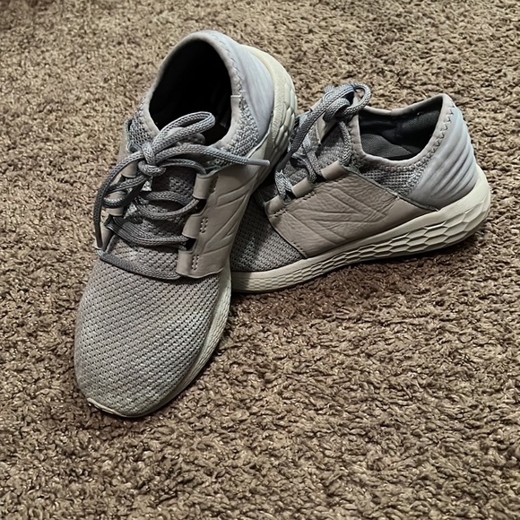 COPY - Women New Balance - Picture 2 of 5